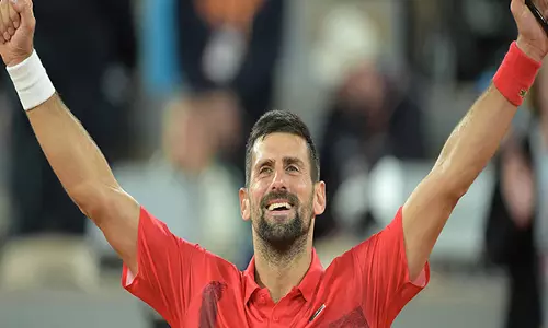 French Open 2025: नोवाक जोकोविच ने अलेक्जेंडर ज्वेरेव को हराया, सेमीफाइनल में जैनिक सिनर से भिड़ेंगे French Open 2025: नोवाक जोकोविच ने अलेक्जेंडर ज्वेरेव को हराया, सेमीफाइनल में जैनिक सिनर से भिड़ेंगे