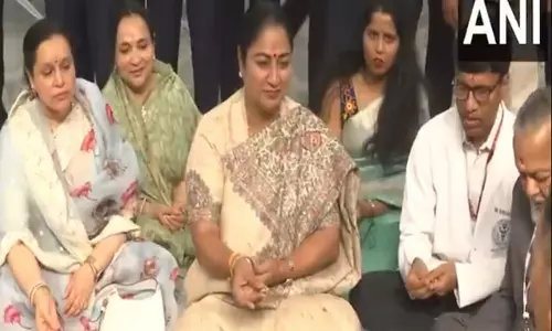 दिल्ली मुख्यमंत्री ने AIIMS में धानुका वेटिंग एरिया का उद्घाटन किया