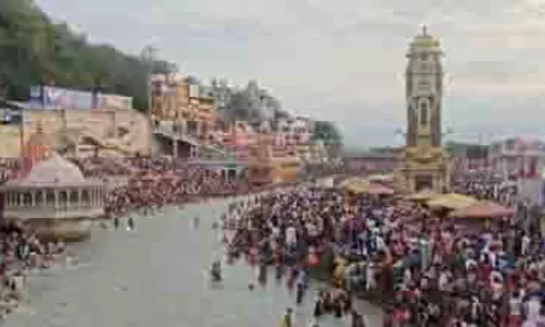 हरिद्वार : श्रद्धालुओं ने गंगा दशहरा पर स्नान के बाद सुख-शांति की कामना की