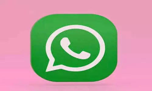 WhatsApp यूज तो फ्री है, लेकिन कमाई होती है ऐसे – जानें पूरा बिजनेस प्लान WhatsApp यूज तो फ्री है, लेकिन कमाई होती है ऐसे – जानें पूरा बिजनेस प्लान
