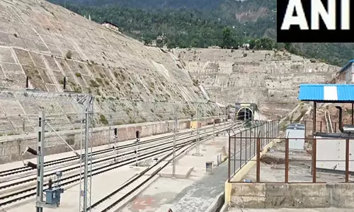PM Modi 6 जून को चेनाब ब्रिज का उद्घाटन करेंगे और वंदे भारत को हरी झंडी दिखाएंगे PM Modi 6 जून को चेनाब ब्रिज का उद्घाटन करेंगे और वंदे भारत को हरी झंडी दिखाएंगे