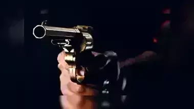 Godda: झारखंड आंदोलनकारी को अपराधियों ने मारी गोली Godda: झारखंड आंदोलनकारी को अपराधियों ने मारी गोली