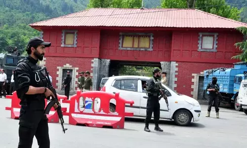 प्रधानमंत्री के दौरे के लिए बहुस्तरीय सुरक्षा प्रधानमंत्री के दौरे के लिए बहुस्तरीय सुरक्षा
