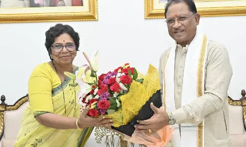 CM विष्णुदेव साय से राष्ट्रीय महिला आयोग की अध्यक्ष ने की मुलाकात