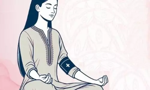 हाई ब्लड प्रेशर में कारगर हैं ताड़ासन, अर्धचक्रासन समेत ये योगासन हाई ब्लड प्रेशर में कारगर हैं ताड़ासन, अर्धचक्रासन समेत ये योगासन