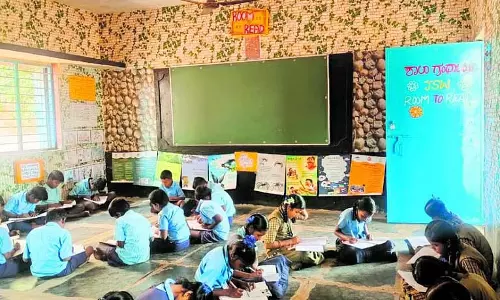Sandur : शिक्षक जिन्होंने एक सरकारी स्कूल का जीर्णोद्धार किया