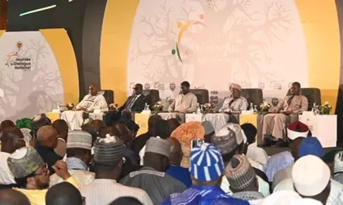 Senegal की राष्ट्रीय राजनीतिक वार्ता मजबूत आम सहमति के साथ संपन्न हुई Senegal की राष्ट्रीय राजनीतिक वार्ता मजबूत आम सहमति के साथ संपन्न हुई