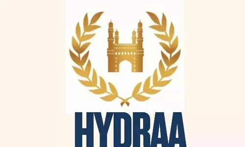 बाढ़ को रोकने के लिए HYDRAA  ने चिन्नारी कुंटा में अवैध इमारतों को ध्वस्त किया