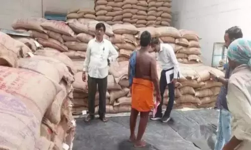 Telangana: उचित मूल्य की दुकानें 30 जून तक खुली रहेंगी Telangana: उचित मूल्य की दुकानें 30 जून तक खुली रहेंगी