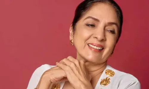 स्टार्स से सजी Neena Gupta की 66वीं बर्थडे नाइट