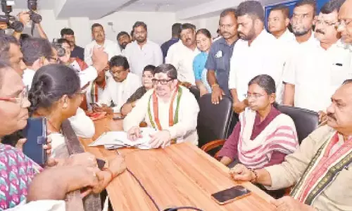 प्रभाकर ने ‘अपने मंत्री से मिलें’ शिकायत निवारण कार्यक्रम आयोजित किया