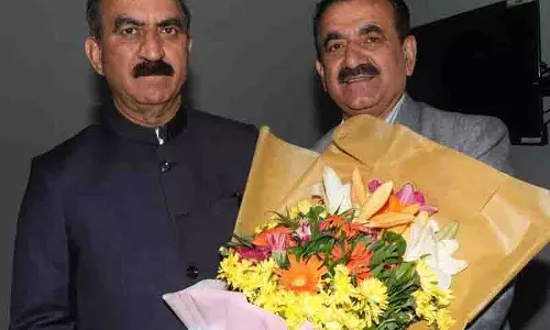 नवनियुक्त HPU कुलपति ने देहरा में सीएम से मुलाकात की