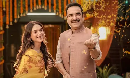 पंकज त्रिपाठी और अदिति राव Hydari की Romantic जोड़ी पर्दे पर पंकज त्रिपाठी और अदिति राव Hydari की Romantic जोड़ी पर्दे पर