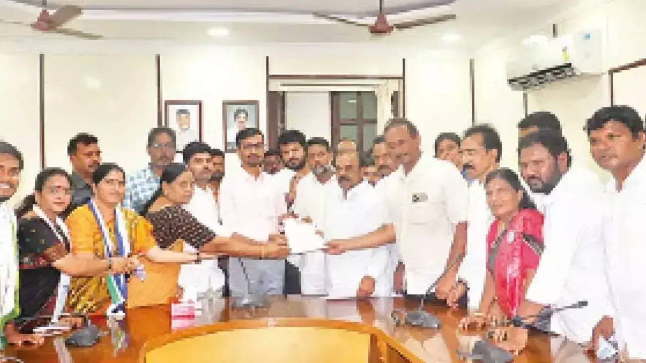 Andhra: ‘बैकस्टैब डे’ पर रैली निकाली गई