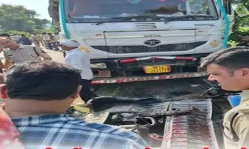 तेज रफ्तार ट्रक ने ऑटो को मारी टक्कर, 7 मृत