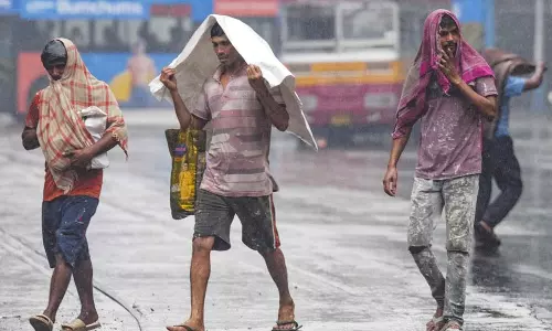 IMD ने अगले तीन घंटों के लिए कोलकाता में बारिश और आंधी का अलर्ट जारी किया