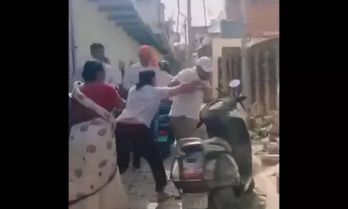 चर्चा में पान सिंह तोमर की नातिन, JE को मारा थप्पड़ चर्चा में पान सिंह तोमर की नातिन, JE को मारा थप्पड़