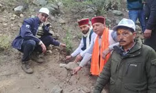 Uttarkashi: गंगोत्री धाम में विश्व पर्यावरण दिवस पर “एक पेड़ मां के नाम” अभियान
