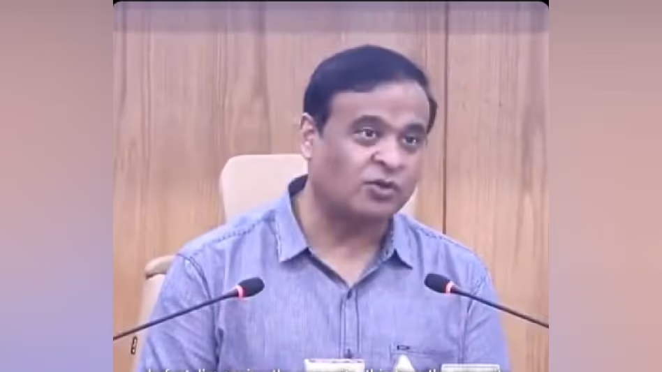 Congress पर बांग्लादेश स्थित लगभग 2000 फेसबुक अकाउंट की मदद लेने का आरोप