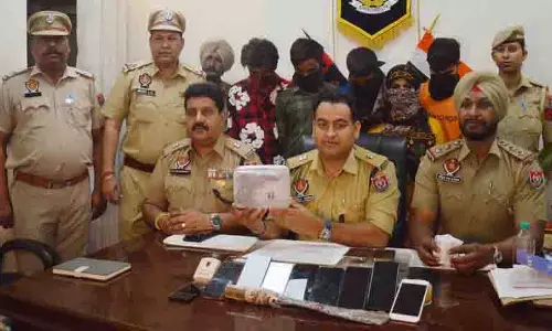 Ludhiana: महिला और उसका बेटा हेरोइन और देसी पिस्तौल के साथ पुलिस के जाल में फंसे