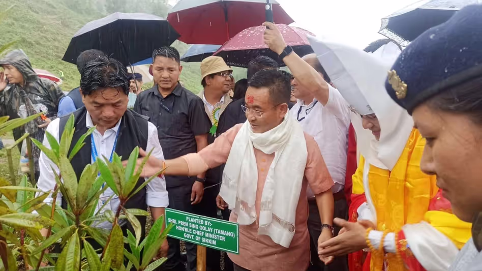 Sikkim के मेरो रुख मेरो संतति ने हरित अभियान में 5,552 परिवारों को पंजीकृत किया