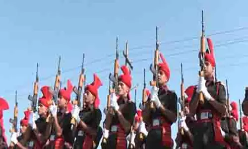 जम्मू-कश्मीर: श्रीनगर स्थित जेएके लाइट रेजिमेंट सेंटर से 326 अग्निवीर पास आउट