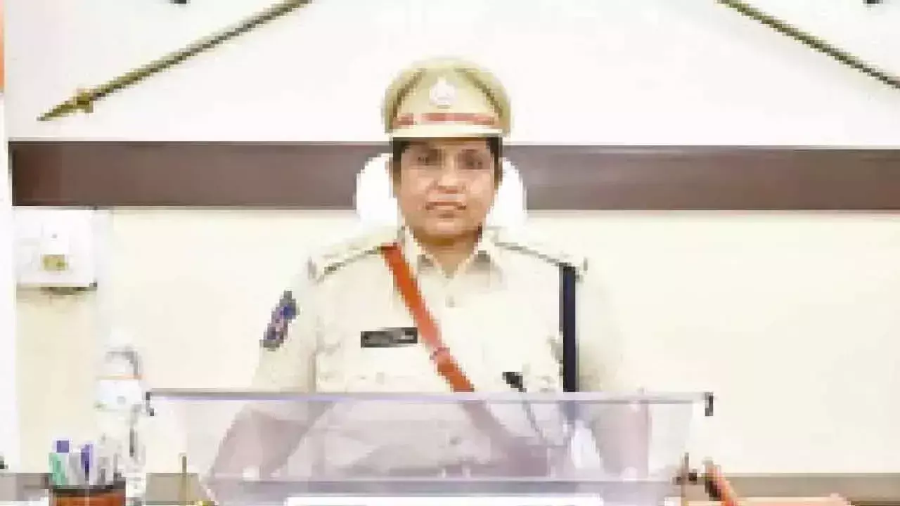 Khanpur: किसान से अभद्र व्यवहार करने पर एएसआई निलंबित