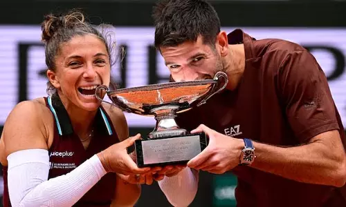 French Open : इटली की जोड़ी इरानी-वावसोरी बनी चैंपियन French Open : इटली की जोड़ी इरानी-वावसोरी बनी चैंपियन