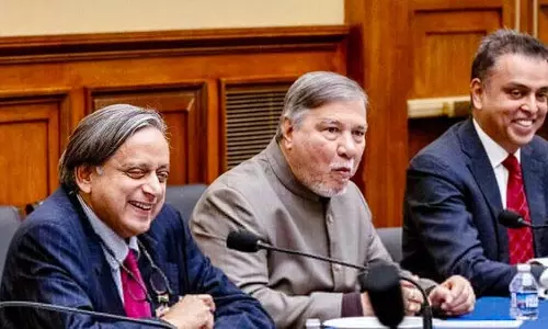 Shashi Tharoor ने मध्यस्थता में अमेरिकी भूमिका पर पाकिस्तान के साथ गलत तुलना की