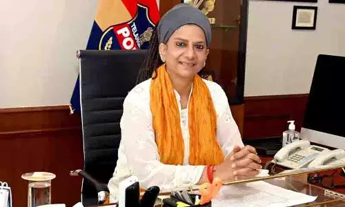 IPS अधिकारी चारु सिन्हा ने तेलंगाना में ADGP सीआईडी ​​का कार्यभार संभाला