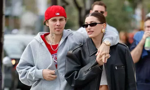 Justin और हैली बीबर ने दोस्तों से नाता तोड़ लिया, राज लीक हो गए Justin और हैली बीबर ने दोस्तों से नाता तोड़ लिया, राज लीक हो गए