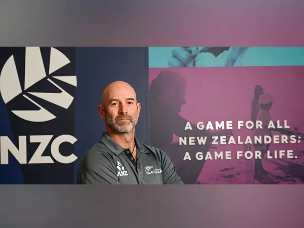 रॉब वाल्टर को New Zealand पुरुष क्रिकेट टीम का सभी प्रारूपों में मुख्य कोच नियुक्त किया गया रॉब वाल्टर को New Zealand पुरुष क्रिकेट टीम का सभी प्रारूपों में मुख्य कोच नियुक्त किया गया