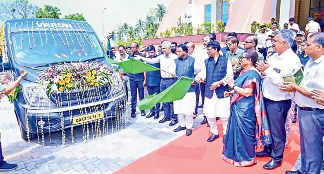 पर्यावरण कल्याण हमारा लक्ष्य : CM Majhi पर्यावरण कल्याण हमारा लक्ष्य : CM Majhi