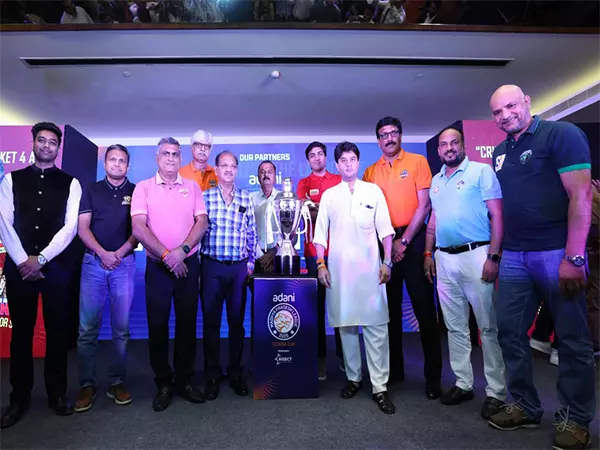 केंद्रीय मंत्री ज्योतिरादित्य सिंधिया ने MPL Season 2 का उद्घाटन किया केंद्रीय मंत्री ज्योतिरादित्य सिंधिया ने MPL Season 2 का उद्घाटन किया