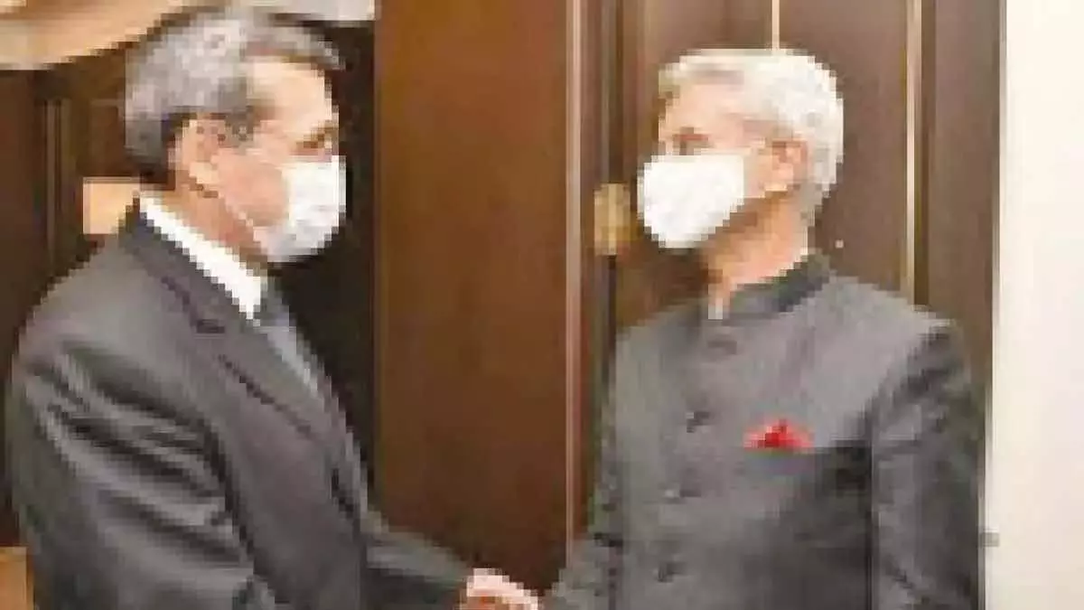 Jaishankar ने तुर्कमेनिस्तान के विदेश मंत्री से मुलाकात की Jaishankar ने तुर्कमेनिस्तान के विदेश मंत्री से मुलाकात की