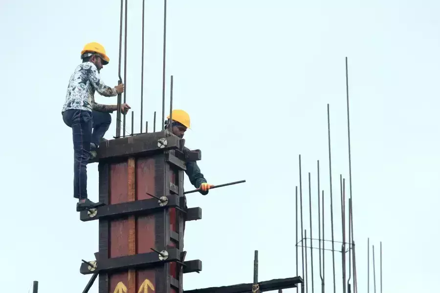 Kerala की डिजिटल परमिट प्रणाली के कारण बड़ी देरी से बिल्डर्स नाराज़ Kerala की डिजिटल परमिट प्रणाली के कारण बड़ी देरी से बिल्डर्स नाराज़