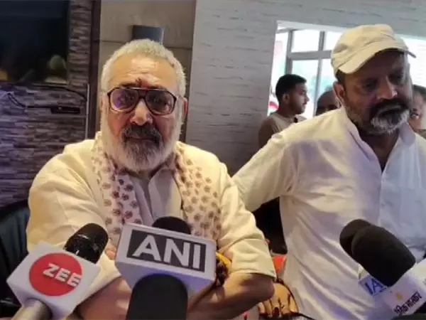 राहुल गांधी बेकार हैं, सेना का अपमान करते हैं: केंद्रीय मंत्री Giriraj Singh राहुल गांधी बेकार हैं, सेना का अपमान करते हैं: केंद्रीय मंत्री Giriraj Singh