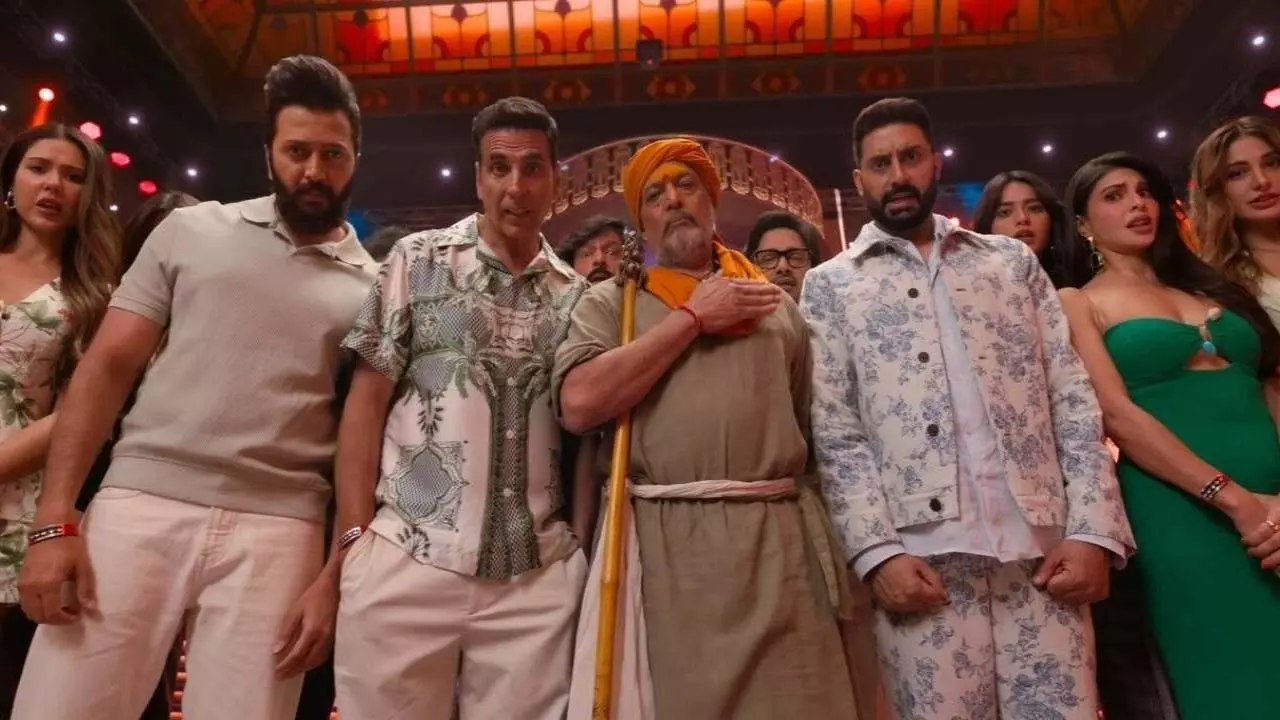 Housefull 5, संस्करण ए और बी में क्या अंतर है? Housefull 5, संस्करण ए और बी में क्या अंतर है?