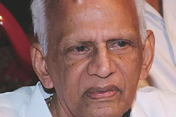 Thennala Balakrishna Pillai के निधन से कांग्रेस ने खोया एक युगद्रष्टा नेता Thennala Balakrishna Pillai के निधन से कांग्रेस ने खोया एक युगद्रष्टा नेता