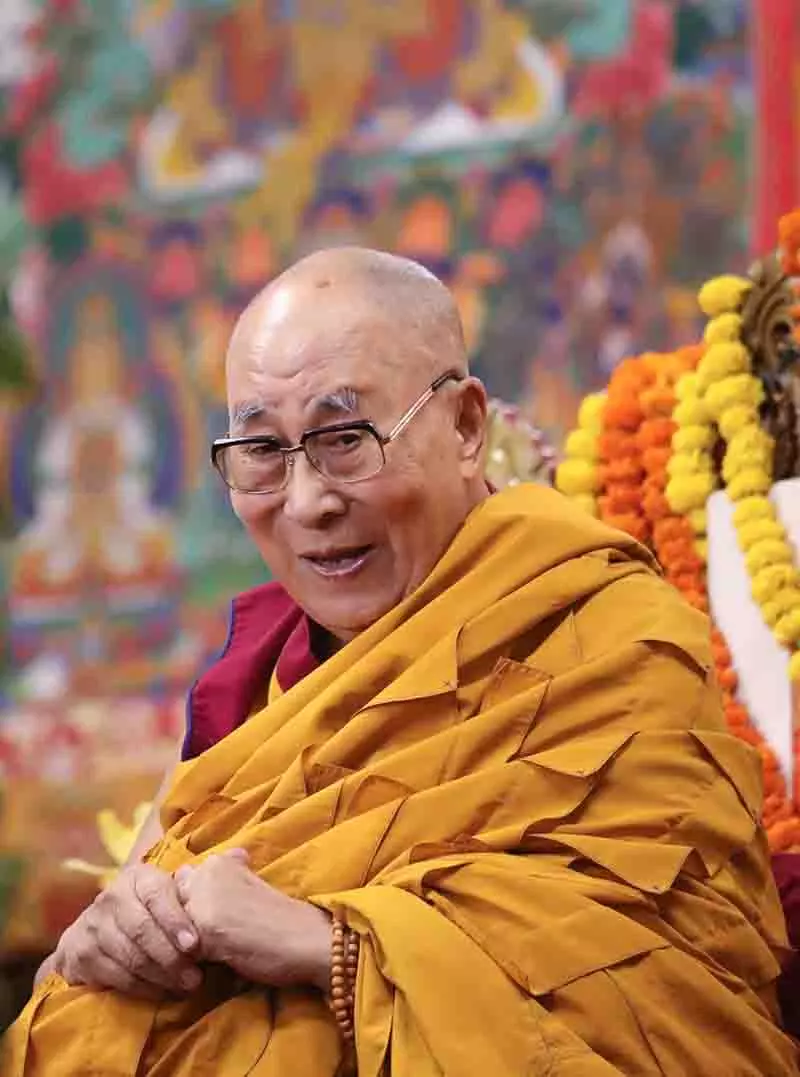 Dalai Lama ने दक्षिण कोरियाई राष्ट्रपति का स्वागत किया Dalai Lama ने दक्षिण कोरियाई राष्ट्रपति का स्वागत किया