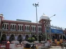 एग्मोर रेलवे स्टेशन का 735 करोड़ रुपये से नवीनीकरण किया जाएगा एग्मोर रेलवे स्टेशन का 735 करोड़ रुपये से नवीनीकरण किया जाएगा