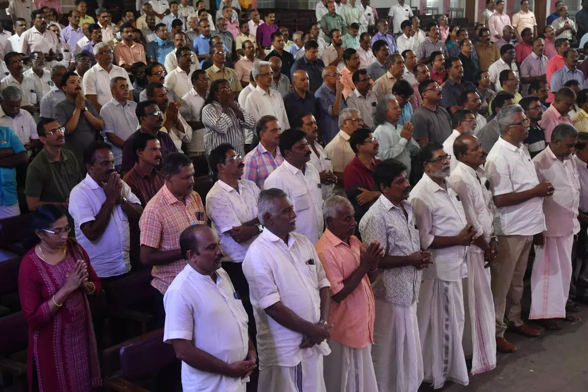 Kerala : 3 जुलाई तक मतभेद समाप्त करने के लक्ष्य के साथ वार्ता में तेजी आई Kerala : 3 जुलाई तक मतभेद समाप्त करने के लक्ष्य के साथ वार्ता में तेजी आई