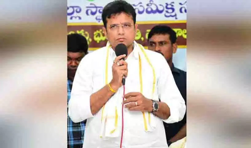BRS विधायक मगंती गोपीनाथ की हालत में सुधार, वेंटिलेटर पर बने हुए: Minister Sridhar Babu BRS विधायक मगंती गोपीनाथ की हालत में सुधार, वेंटिलेटर पर बने हुए: Minister Sridhar Babu