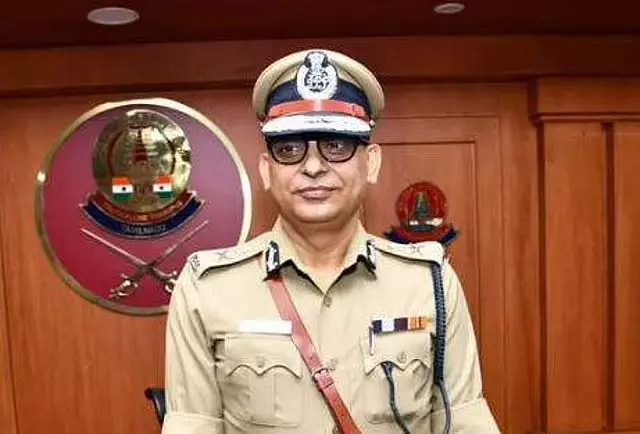 Tamil Nadu : डीजीपी शंकर जीवाल ने पुलिस को दिए निर्देश Tamil Nadu : डीजीपी शंकर जीवाल ने पुलिस को दिए निर्देश