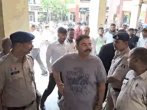 विजय भाटिया 9 जून तक न्यायिक रिमांड में भेजा गया विजय भाटिया 9 जून तक न्यायिक रिमांड में भेजा गया