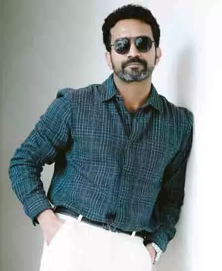 Shine Tom Chacko के पिता की सड़क दुर्घटना में मौत, अभिनेता घायल Shine Tom Chacko के पिता की सड़क दुर्घटना में मौत, अभिनेता घायल