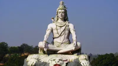 Shiv Chalisa पाठ की ये गलतियां बन सकती हैं बाधा, जानिए क्या न करें Shiv Chalisa पाठ की ये गलतियां बन सकती हैं बाधा, जानिए क्या न करें