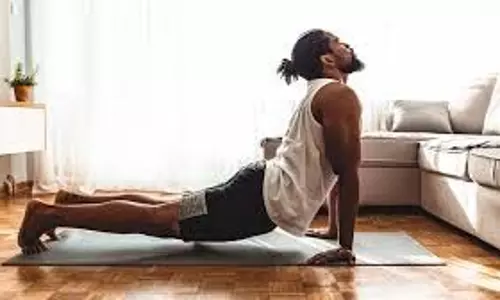 Health: योग और पिलेट्स में क्या अंतर है? कौन सा व्यायाम ज़्यादा फ़ायदे देता है Health: योग और पिलेट्स में क्या अंतर है? कौन सा व्यायाम ज़्यादा फ़ायदे देता है