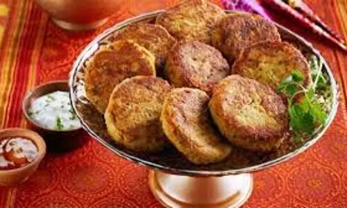 Recipe: बकरीद घर पर बनाएं मुंह में घुल जाने वाले मटन कबाब Recipe: बकरीद घर पर बनाएं मुंह में घुल जाने वाले मटन कबाब