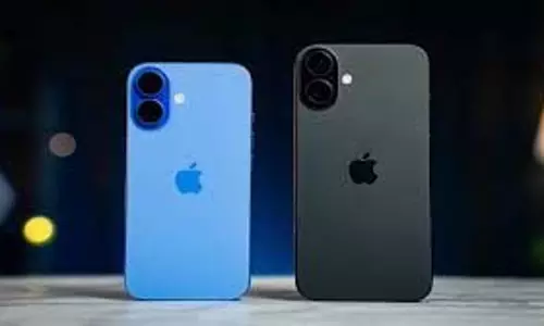 Flipkart Vs Amazon: कहां मिल रहा है सबसे सस्ता iPhone 16? खरीदने से पहले जान लें